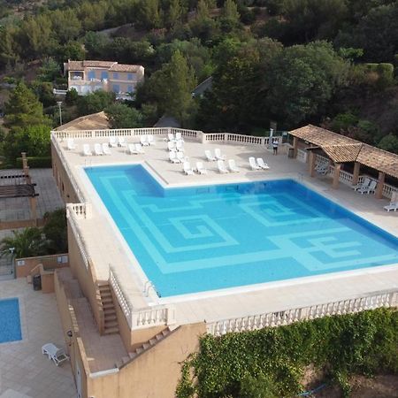 Les Issambres Appart 6 Pers Grande Terrasse Superbe Vue Mer Et Golfe De Saint Tropez, Piscine Exterior foto