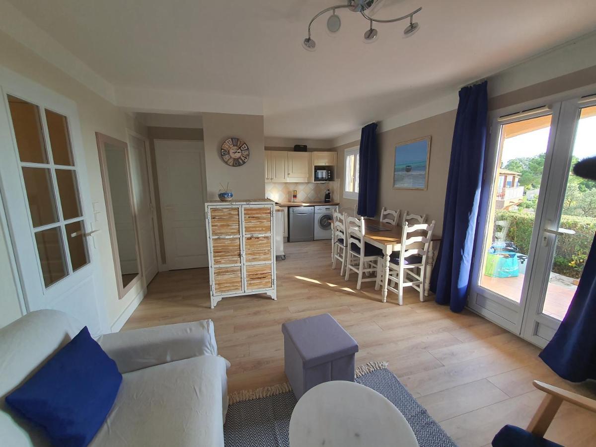 Les Issambres Appart 6 Pers Grande Terrasse Superbe Vue Mer Et Golfe De Saint Tropez, Piscine Exterior foto