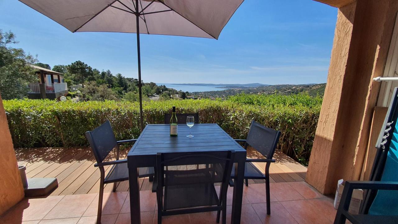 Les Issambres Appart 6 Pers Grande Terrasse Superbe Vue Mer Et Golfe De Saint Tropez, Piscine Exterior foto