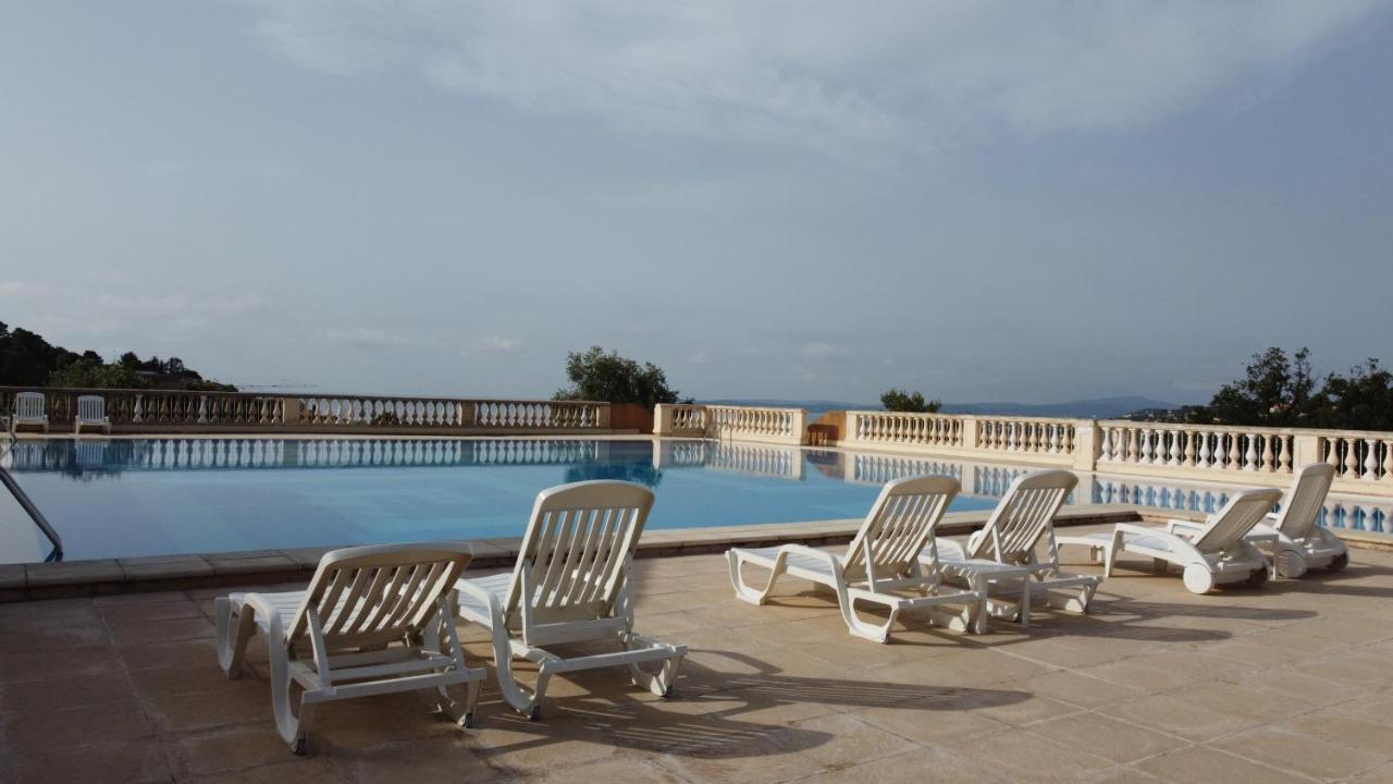 Les Issambres Appart 6 Pers Grande Terrasse Superbe Vue Mer Et Golfe De Saint Tropez, Piscine Exterior foto